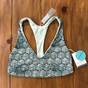 NWT Carve Designs Reversible Swim Top